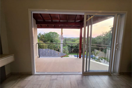 Casa à venda com 4 suítes no condomínio Residencial Jardim Primavera, Louveira - SP