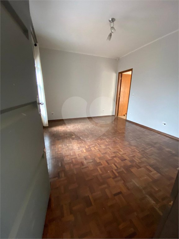 Casa à Venda no Jardim Bandeirantes