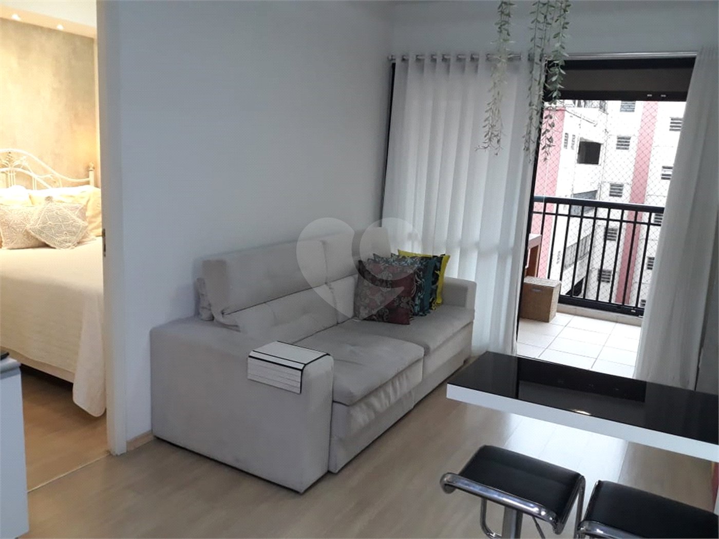Apartamento à Venda na Bela Vista com 40 m2 de 1 Suíte em Andar Alto