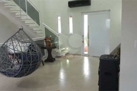 Chácara em Área Rural de Piracaia, com casa principal + 4 kitnets alugadas, excelente localização
