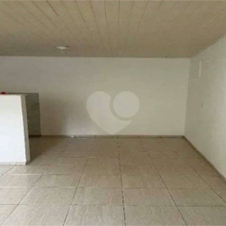 Terreno com 4 casas à venda na melhor região da Mooca, próximo à rua do Oratório!!