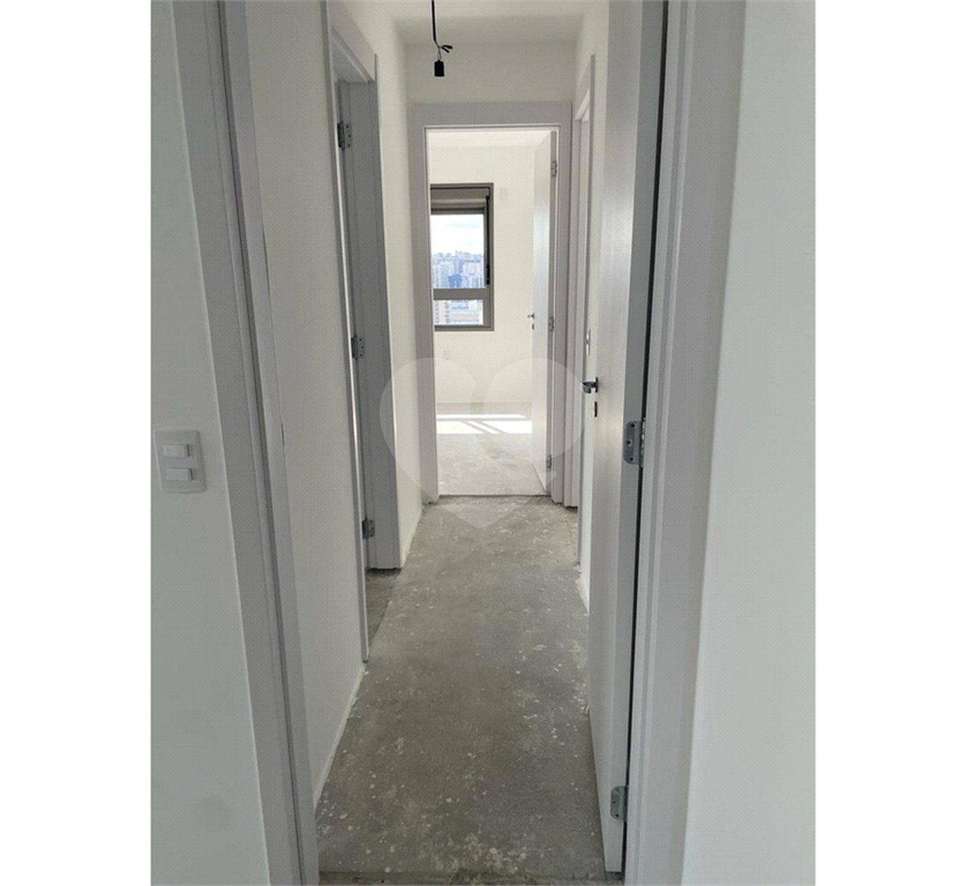 Apartamento à venda com 3 suítes em Campo Belo, São Paulo, SP