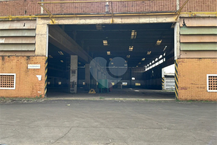 Excelente Galpão comercial para empresas disponível para venda e locação em Piracicaba - SP.
