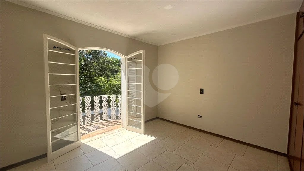 Venda Casa com 4 Dormitórios no Parque Santa Cecília