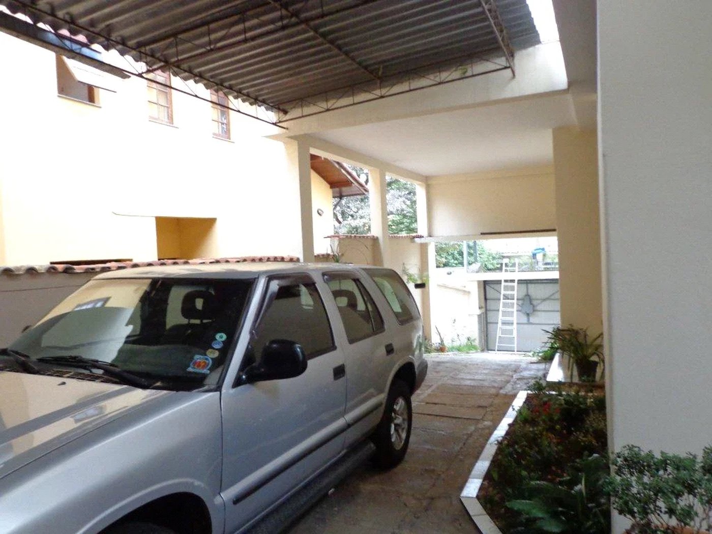 Casa à venda com 4 quartos, sendo 2 suítes, em Jardim Bonfiglioli, São Paulo, SP