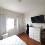 Vende-se: Sobrado de Vila, 2 quartos, Edícula com 1 Suíte, 1 Vaga, Santana!