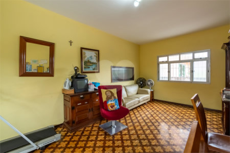 Sobrado à venda com 3 quartos, sendo 1 suíte, em Jardim Prudência, São Paulo, SP