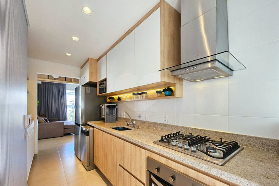 Apartamento à venda com 2 suítes em Riviera de São Lourenço, Bertioga, SP