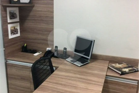 Conjunto comercial para locação no Itaim Bibi, 51 m²