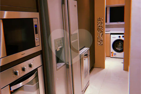 Apartamento com 2 dormitórios e 1 vaga de garagem ao lado do Parque Ibirapuera.
