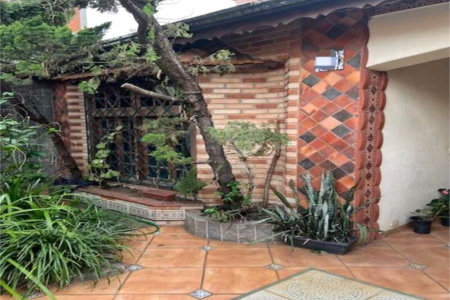 Clássica e elegante casa Alto Mooca - São Paulo