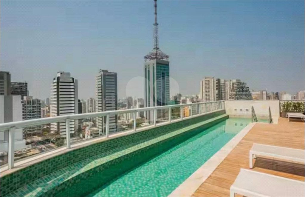 Apartamento com 35m², 1 dormitório, à venda na Bela Vista