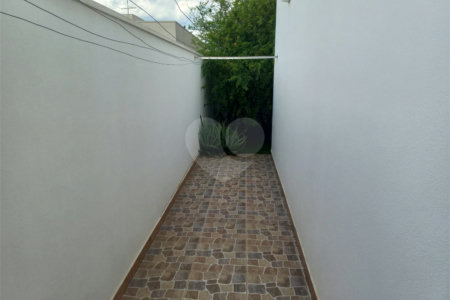 Sobrado no Damha I .