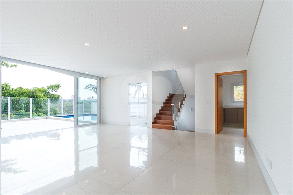 Casa à venda com 4 suítes no condomínio Villagio Quadrifolio, São Paulo - SP
