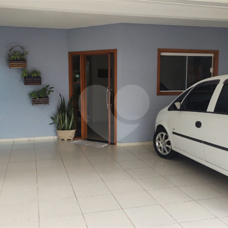 casa com area de lazer a venda