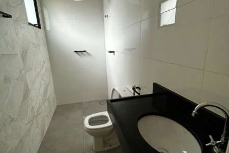 Casa à venda com 2 quartos no condomínio Alto do Capivari, Três Lagoas - MS
