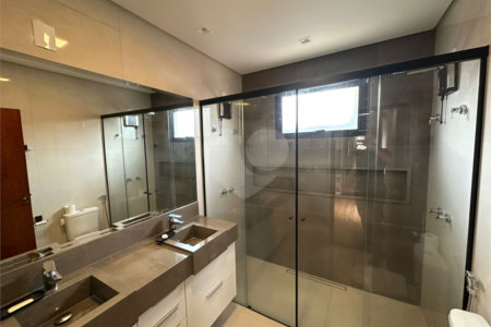 Apartamento Condomínio Montreal