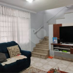Vende-se casa na Vila Santa Catarina - Excelente oportunidade para investimento e geração de renda