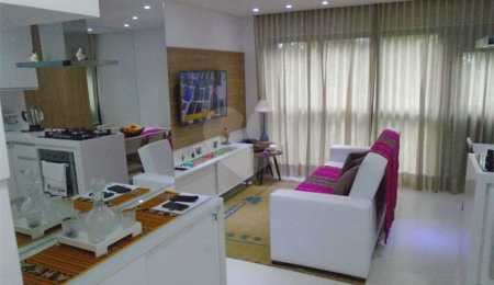 Villagio à venda com 3 quartos, sendo 1 suíte,  em Riviera de São Lourenço, Bertioga, SP