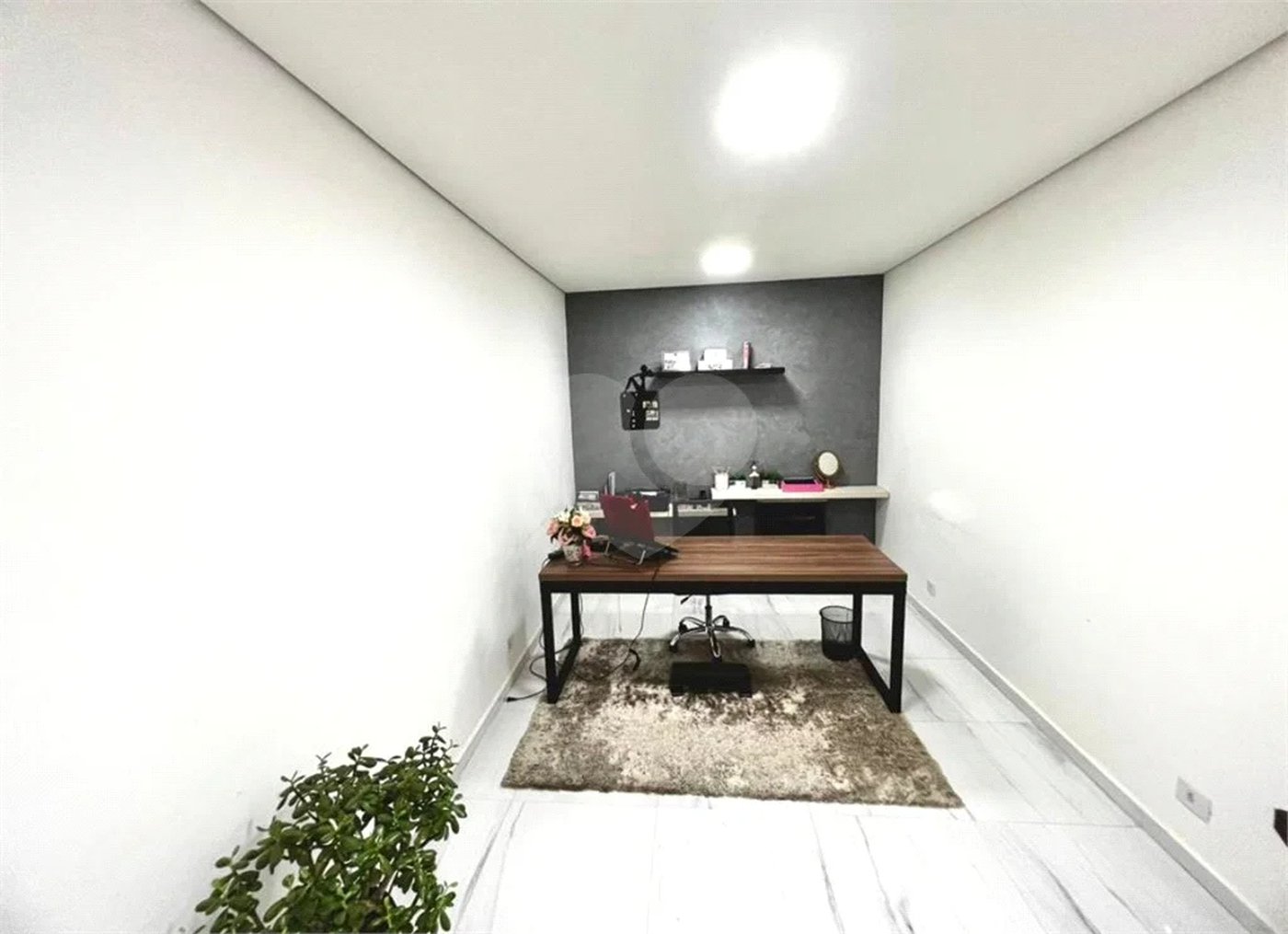 Sua nova casa com piscina e área gourmet te espera! no Golden Park em Hortolandia