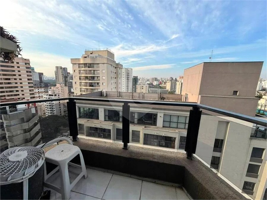 Apartamento com 1 dormitório com 1 vaga de garagem