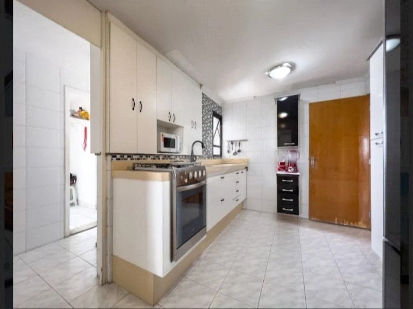 Apartamento com 120m² , 2 suítes , 2 vagas de garagem , à venda na Penha.