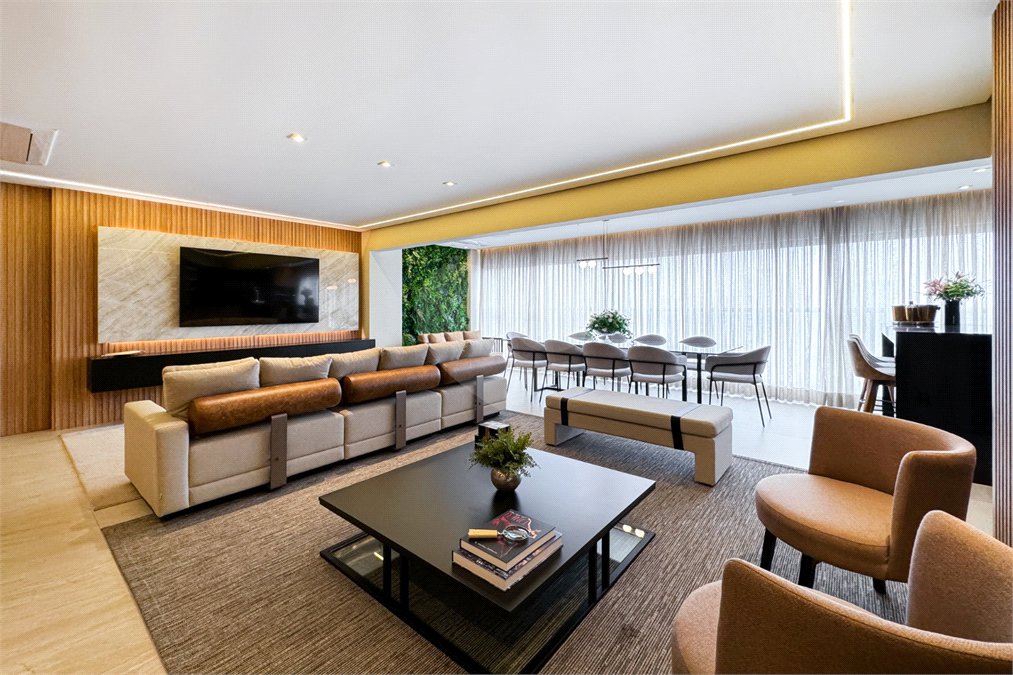 Apartamento à venda com 3 suítes em Chácara Santo Antônio, São Paulo, SP