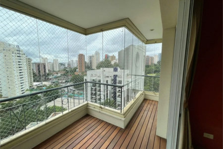 Apartamento à venda ou para alugar com 3 suítes em Morumbi, São Paulo, SP