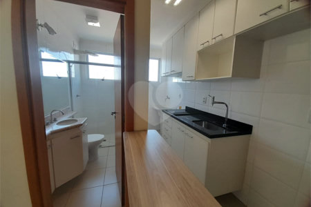 Apartamento à Venda ou para Locação no Edifício Marchal Estilo - São Carlos