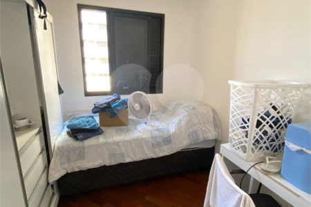 Apartamento no Edifício Riveira.