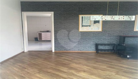 Apartamento à venda com 3 quartos, sendo 1 suíte, em Jardim Vila Mariana, São Paulo, SP