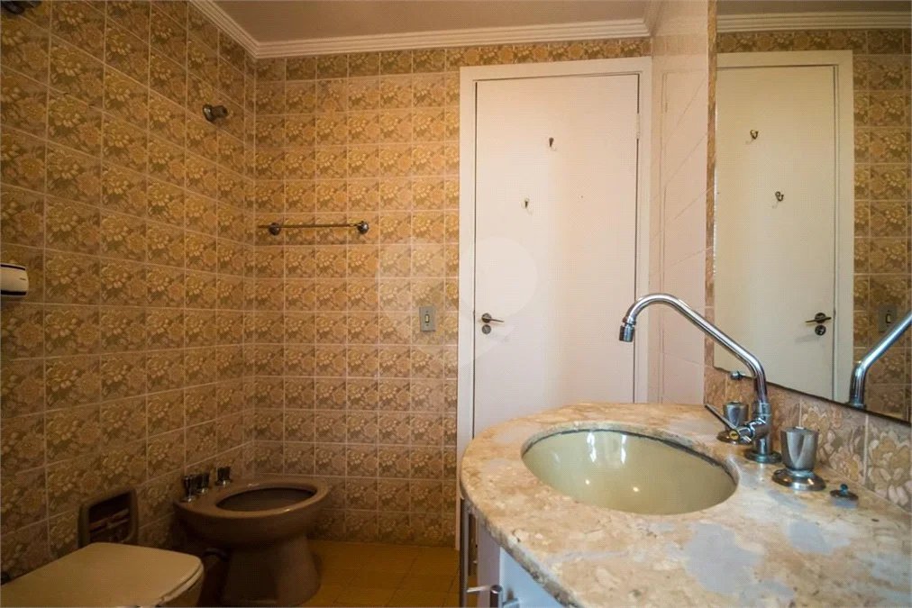 Apartamento a Venda no Condomínio Edifício Guarujá em Campinas/SP
