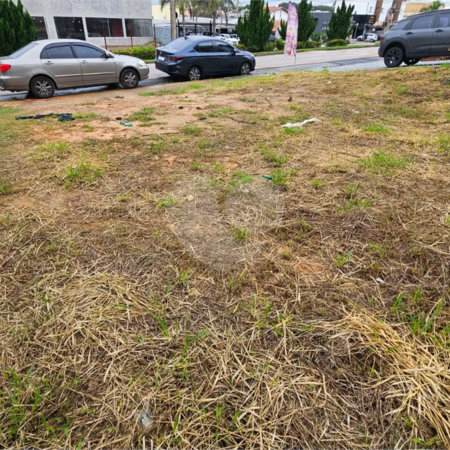 Terreno Comercial a Venda