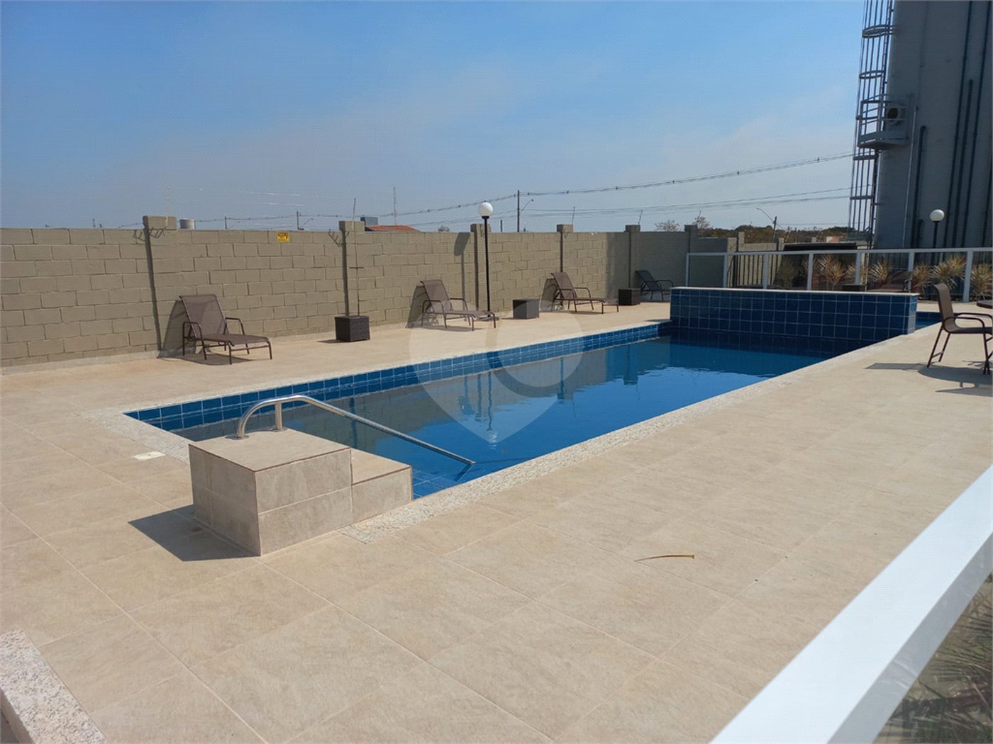 Apartamento no condomínio Monte Berlim