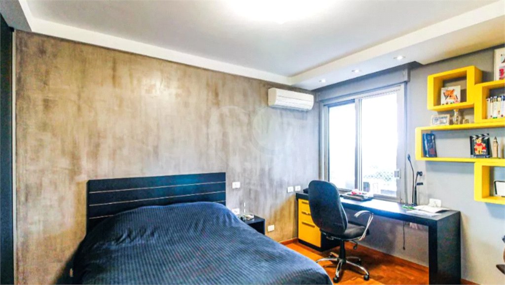 Apartamento com 410m², 4 suítes, 3 garagens, à venda em Santo Amaro