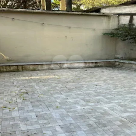 Vende se Uma Casa / Terreno Maravilhosa e Aconchegante!!!