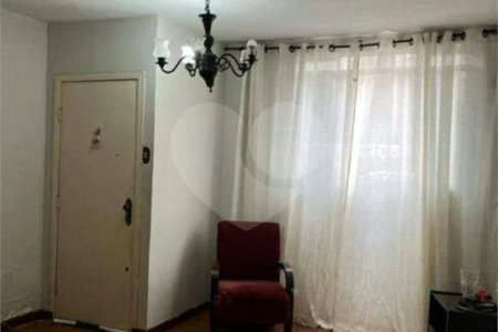 Sobrado à venda com 66m² - Belém