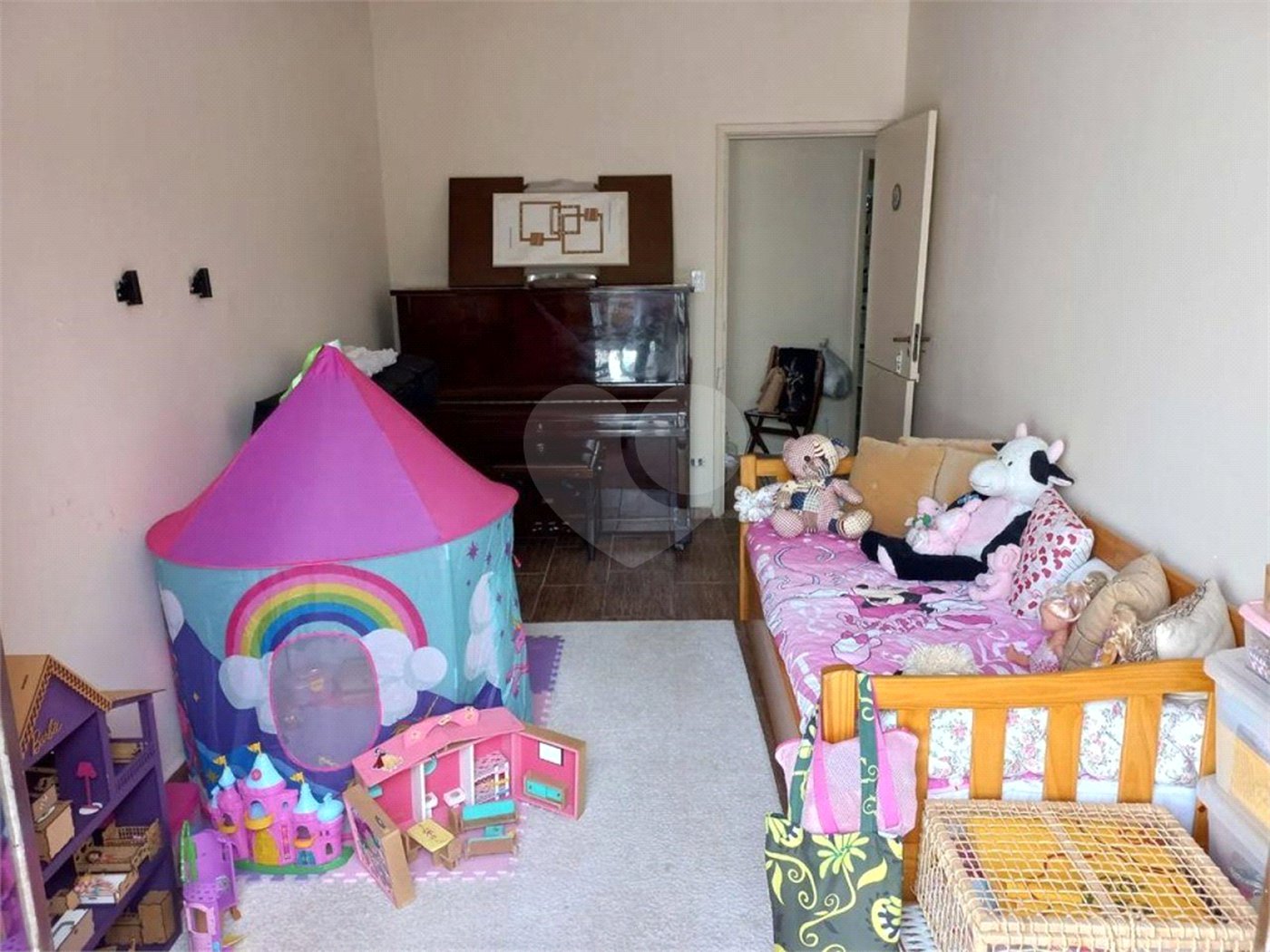 Casa à venda com 3 quartos, sendo 2 suítes, em Jardim Oriental, São Paulo, SP
