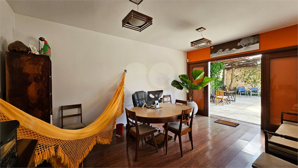 Casa à venda com 3 suítes em Brooklin, São Paulo, SP