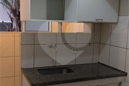 Apartamento no Condomínio Residencial Alcântara.