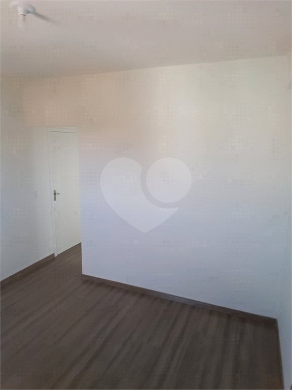 Apartamento com 2 dormitórios.