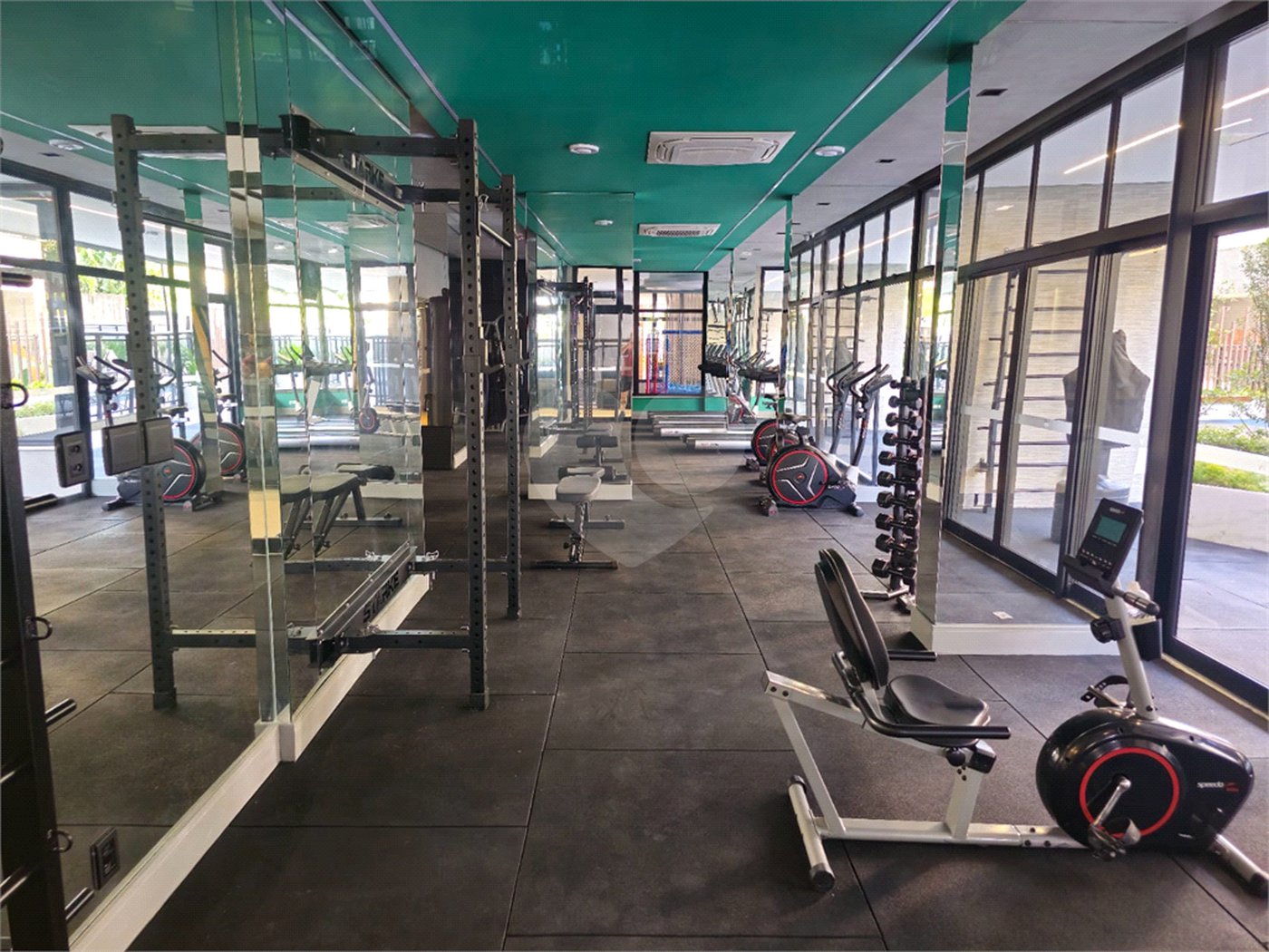 Viva o Alto Padrão no Wonder Cidade Jardim – Penthouse Exclusiva com SPA Privativo