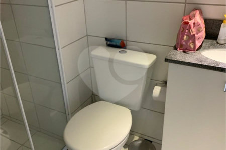 Apartamento Mobiliado ao Lado do Shopping Frei Caneca