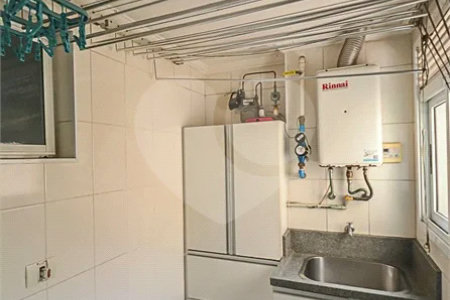 Cobertura de 260 m² em São Bernardo do Campo, com 4 dormitórios, 3 suítes, piscina privativa, espaço gourmet e vista livre. Viva esse privilégio! Agende sua visita e encante-se!