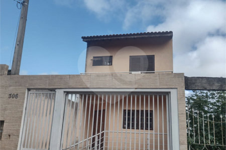 Sobrado 3 quartos 220 m² Vila Suíssa - Mogi das Cruzes SP