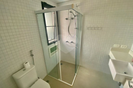 Imóvel 168m² Idea Zarvos com 3 suites, varanda na frente e na suíte, piscina, academia e 3 vagas Vila Madalena.
