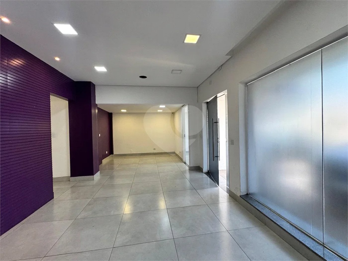 Imóvel Comercial para Venda e Locação no bairro Alto.