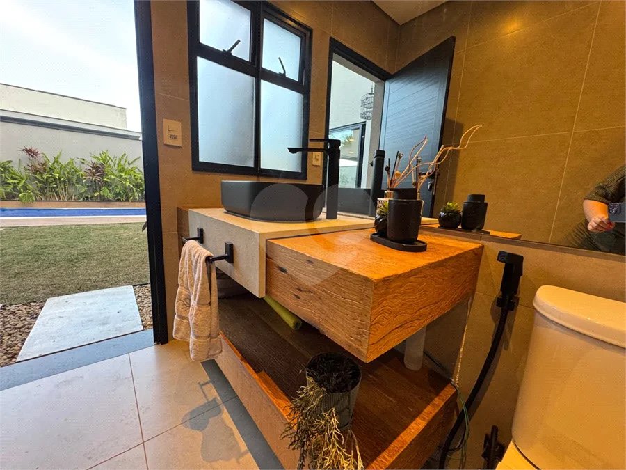 Casa à venda com 3 quartos, sendo 1 suíte,  no condomínio Parque Residencial Damha 2, Piracicaba - SP