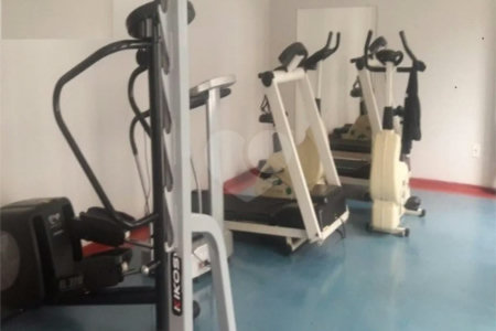 VENDA Apartamento de 55 m² | 2 dormitórios | Varanda | 1 Vaga Coberta – Bem Localizado - Mooca