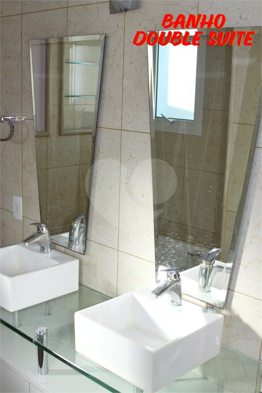 Casa/Sobrado Alto Padrão a venda na Saúde c/ 650m2 construídos -4 suites/12 vagas